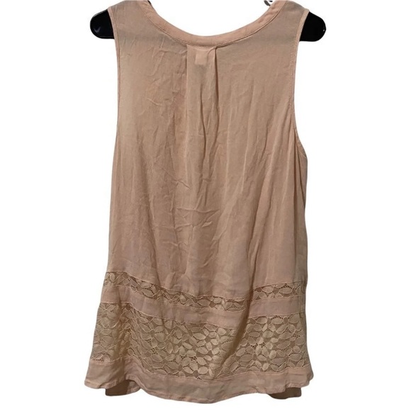 Torrid Lace Insert Gauze Cutout Neck Tank Top Size 0 Large - Picture 3 of 5